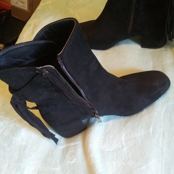 Like Brand New! Black Suede Fringe Booties🍁🍂 - Picture 4 of 6